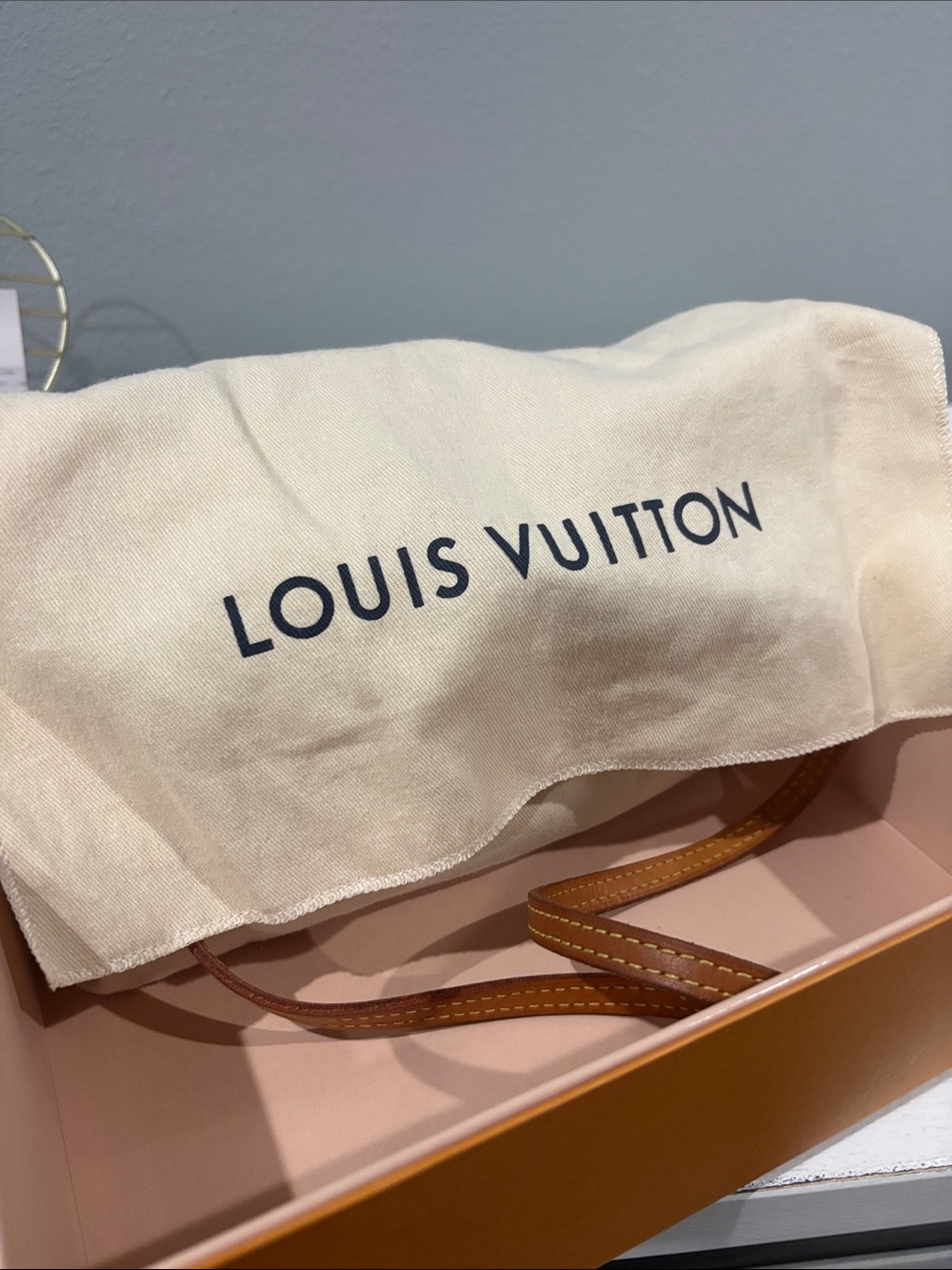 Louis Vuitton Pallas Clutch - Picture 10 of 11